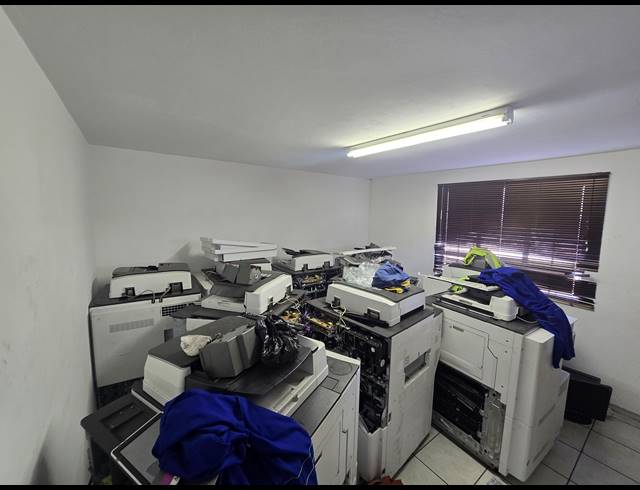 360M² WAREHOUSE FOR SALE IN ANDERBOLT